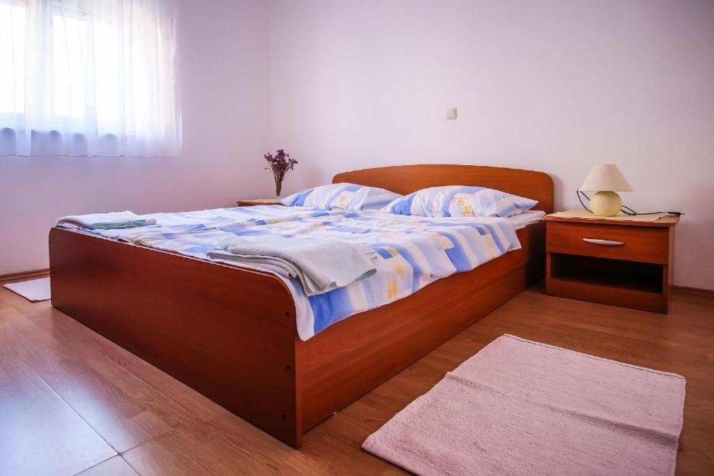 Apartments Jasmin Barbat na Rabu Extérieur photo