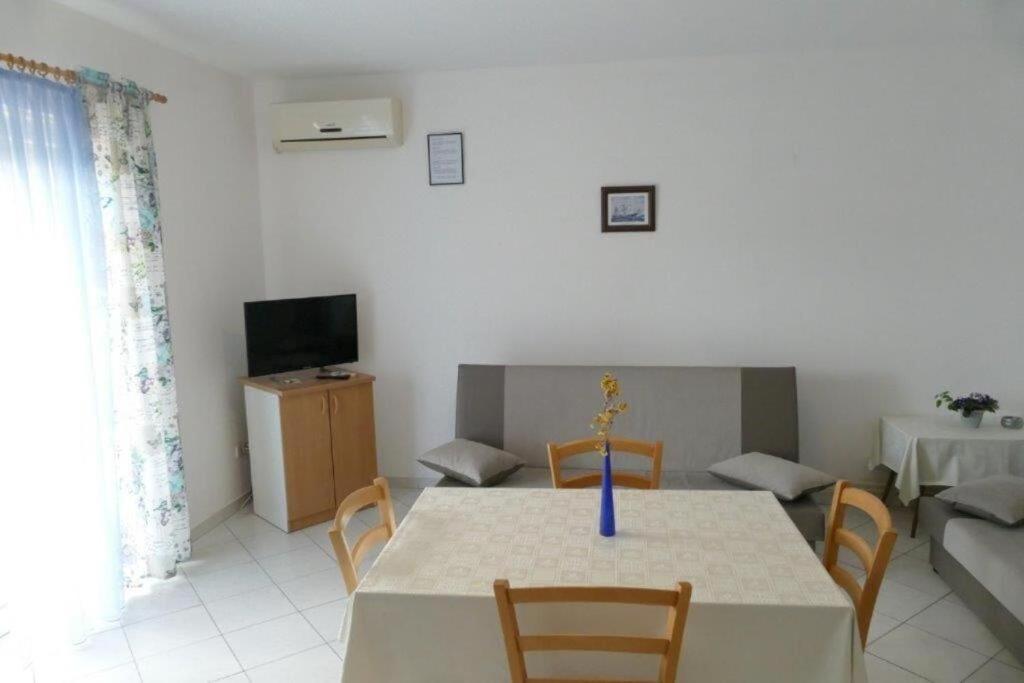 Apartments Jasmin Barbat na Rabu Extérieur photo