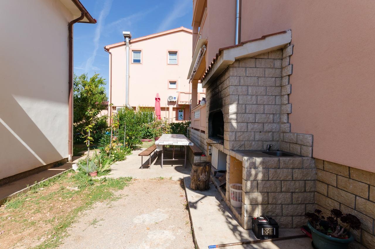 Apartments Jasmin Barbat na Rabu Extérieur photo