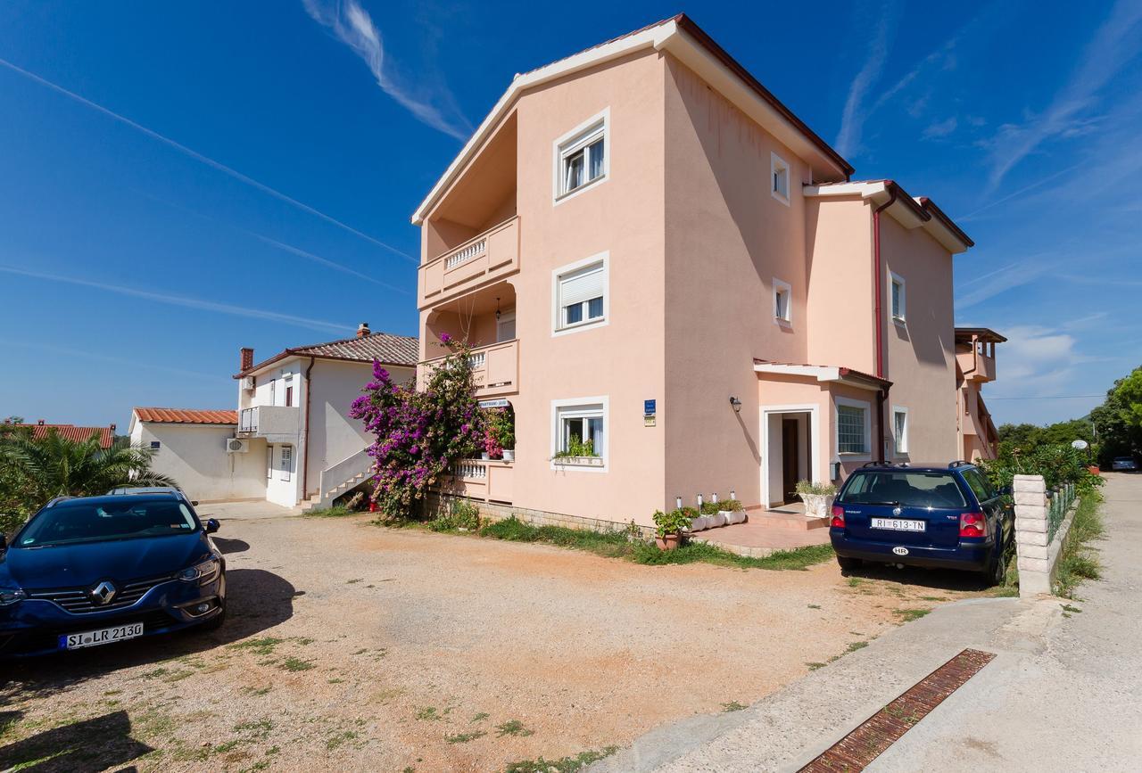 Apartments Jasmin Barbat na Rabu Extérieur photo